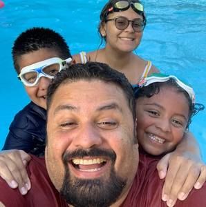 Meet your Posher, Eddy